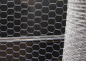 reverse twist hexagonal mesh machine图片3